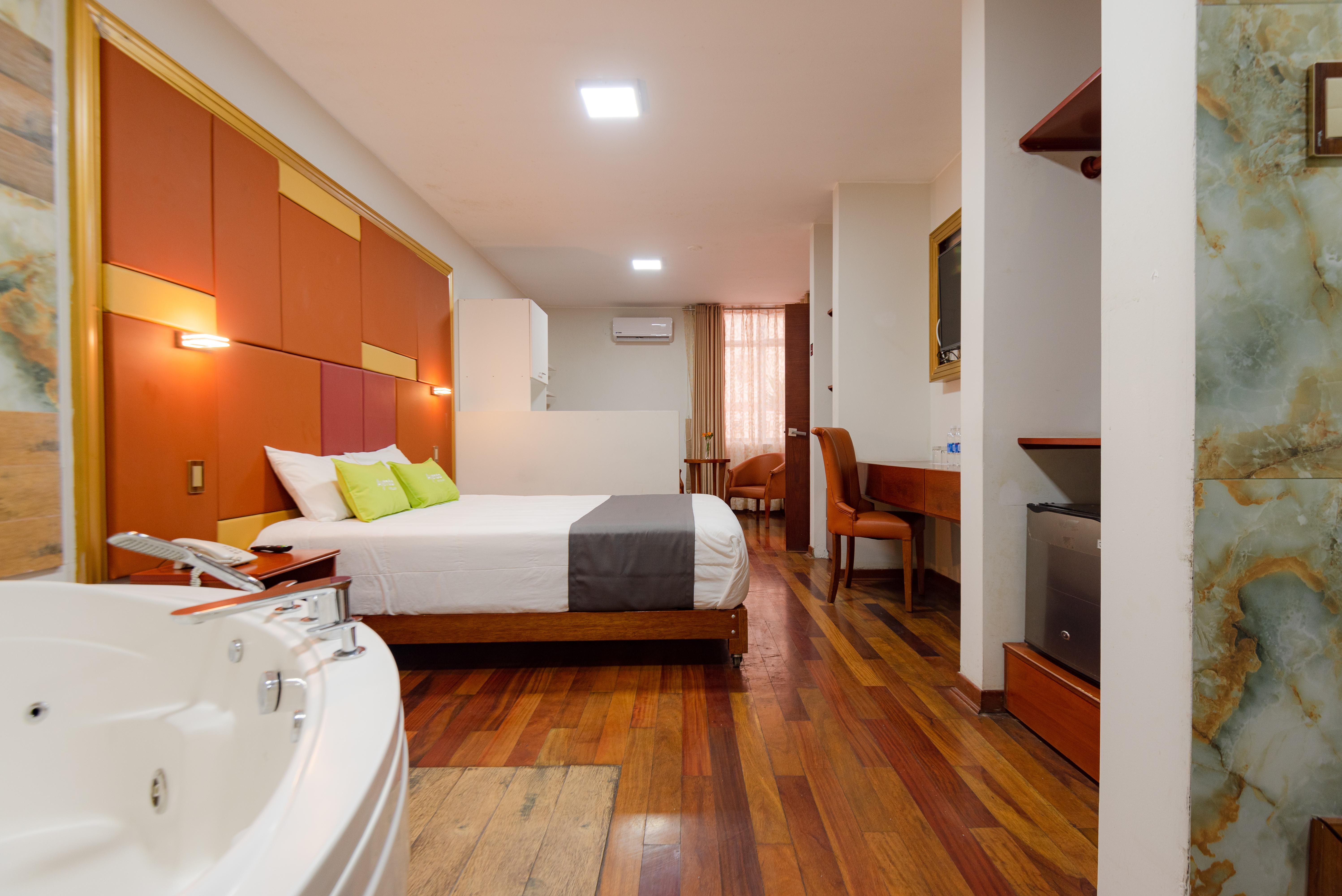 Montreal Miraflores Hotel Lima Buitenkant foto
