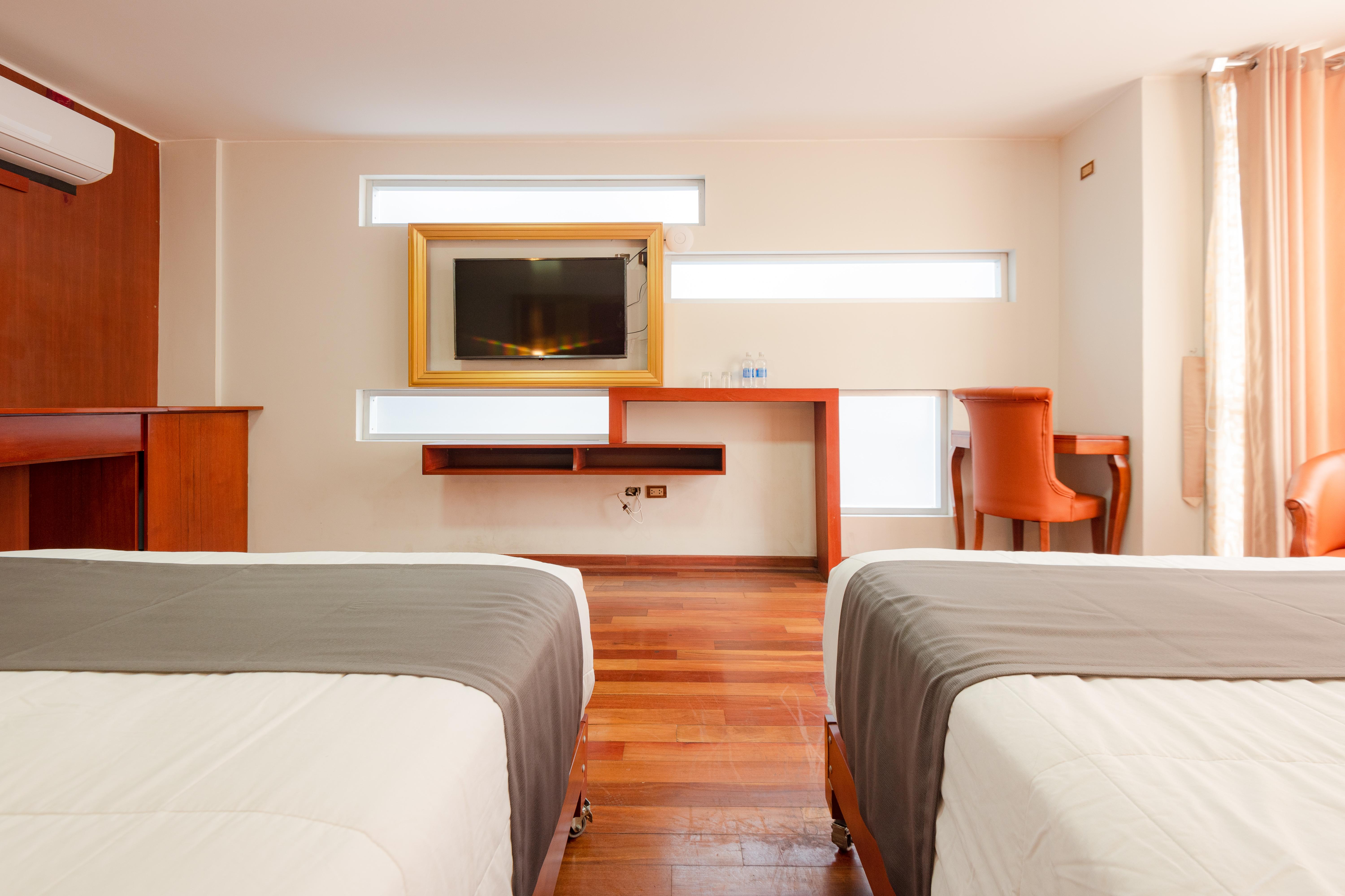 Montreal Miraflores Hotel Lima Buitenkant foto